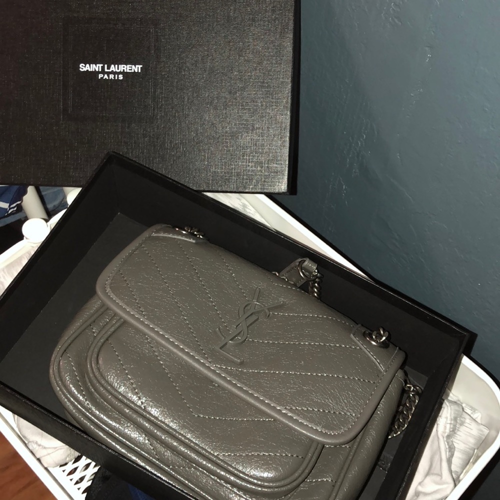 Gray leather crinkled bag